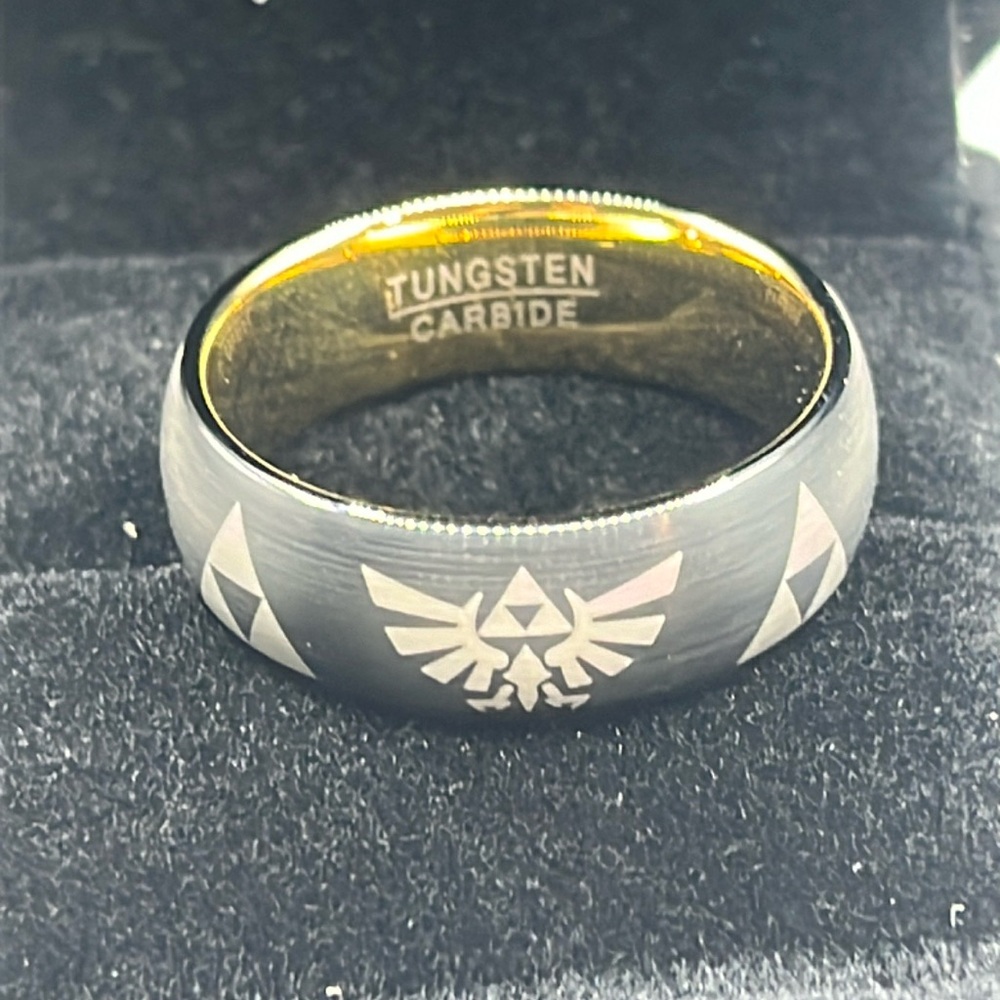 Tungsten Carbide Legend of Zelda pattern size 11 ring